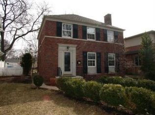 711 S Crescent Ave, Park Ridge, IL 60068