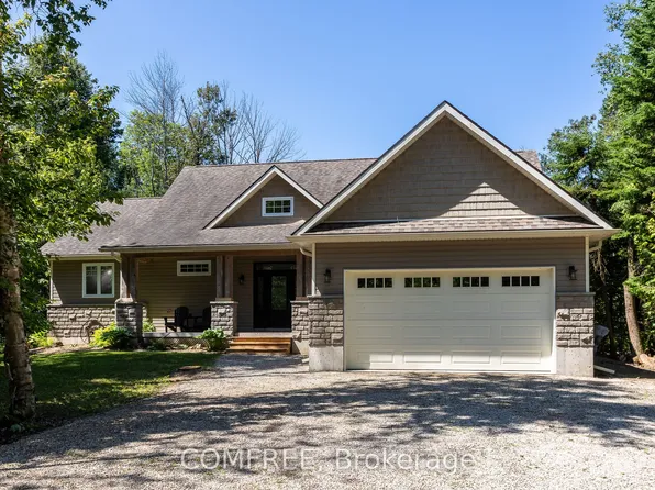 38 Bell Dr, Northern Bruce Peninsula, ON N0H 2T0