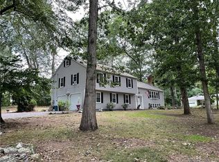 8 Dogwood Ln, Norwich, CT 06360