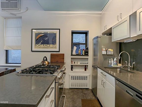 5th image of 255 W 92nd St APT 5B