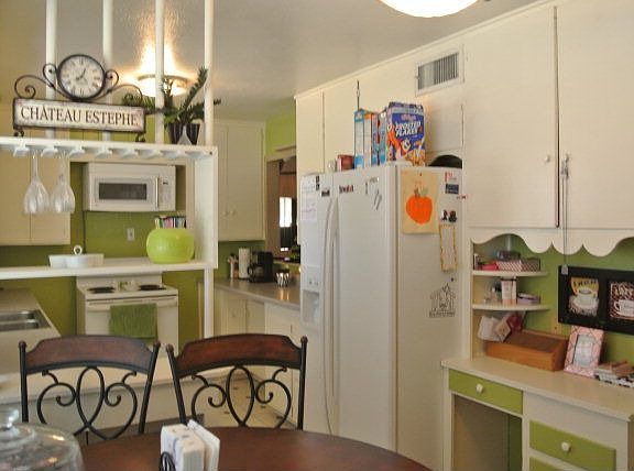 2nd image of 3005 Eastover Dr