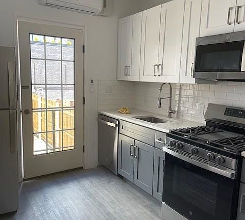 5th image of 70 Wayne St #1-3