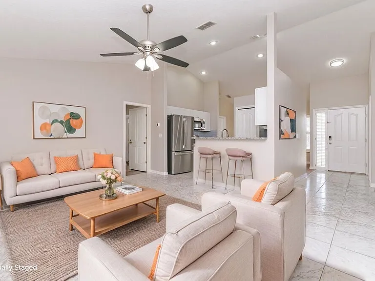10402 Barnett Loop — Photo 3