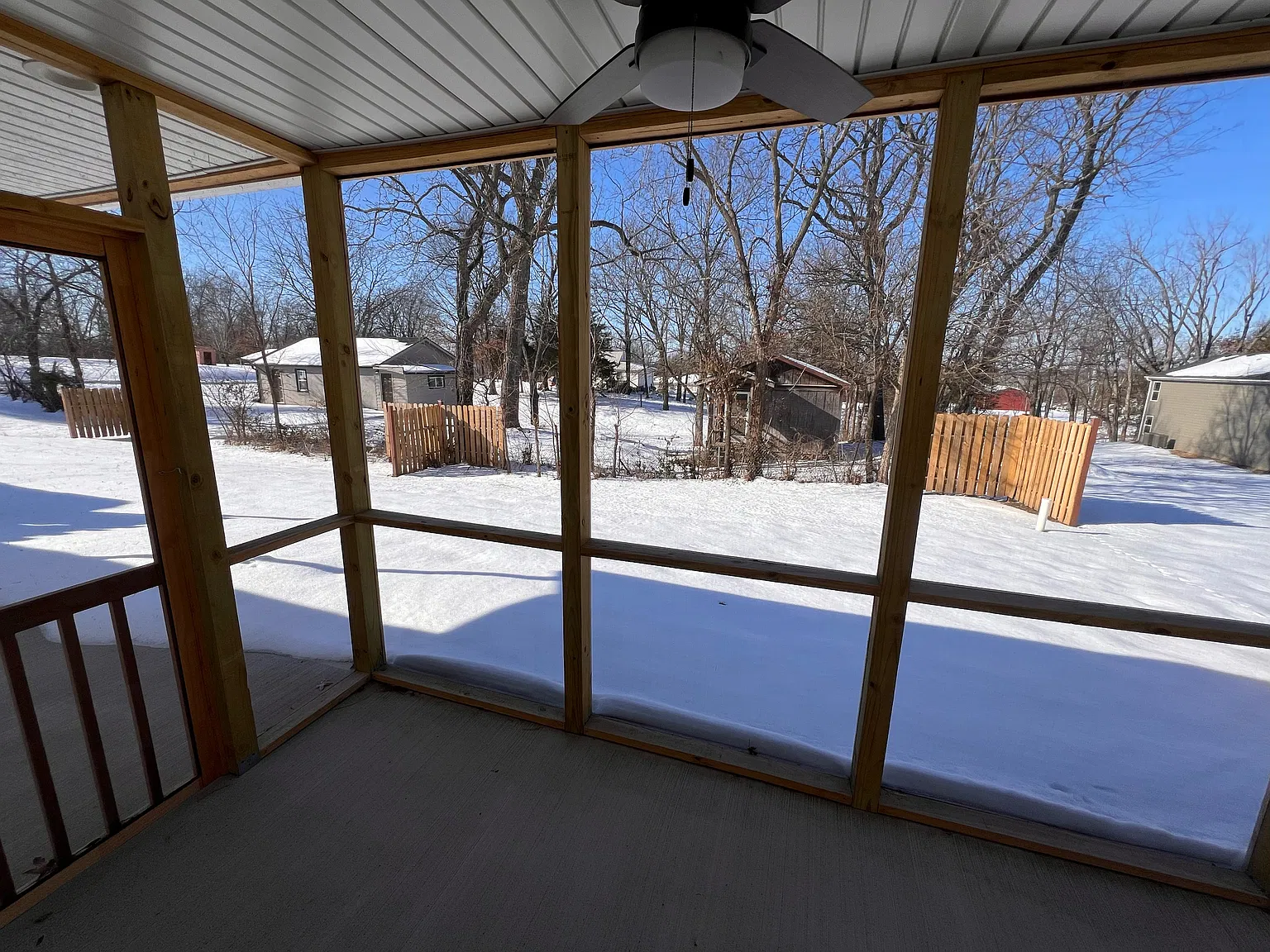 1 bed, 1.0 bath, $875 — Photo 2