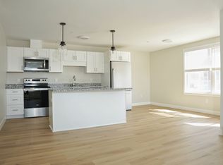 29 Hackamore Ave #1B-1BA-722SQFT, Scarborough, ME 04074