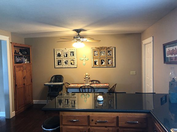 3rd image of 407 Highland Dr