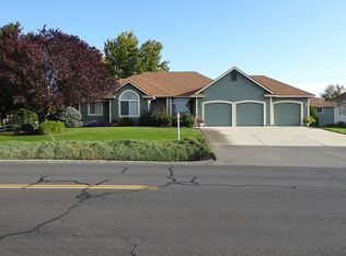 118 Rachel Rd, Kennewick, WA 99338