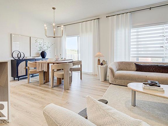 4th image of 141 Ficus Way