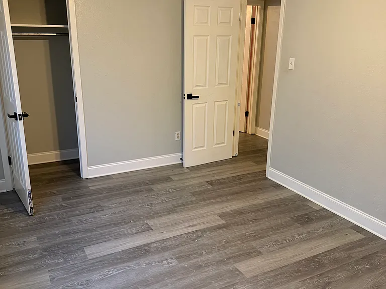 242 Dianne Dr — Photo 5