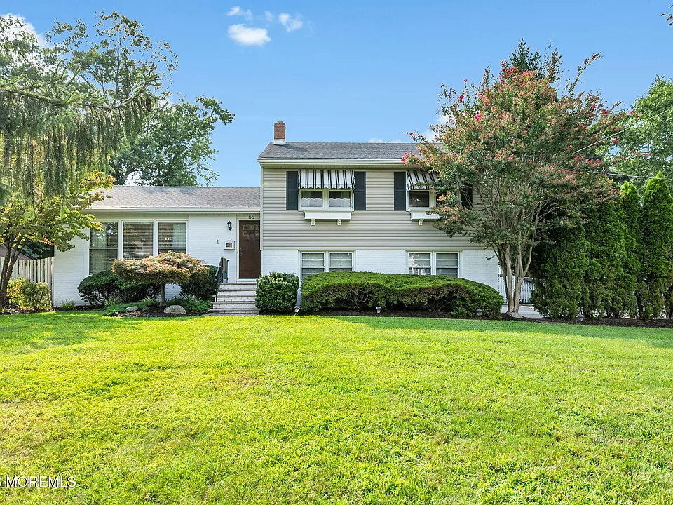 55 S Lake Dr