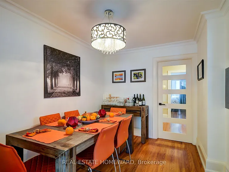 21 Love Cres #MAIN FLOOR — Photo 11
