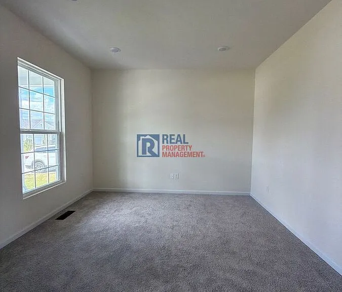 3072 Simpson Ct — Photo 4