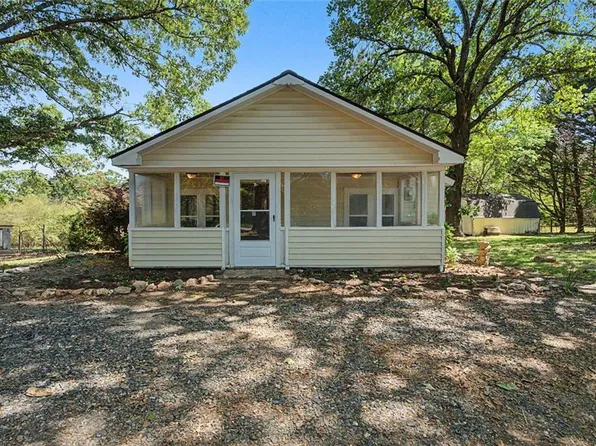 1055 Millertown Rd, Temple, GA 30179