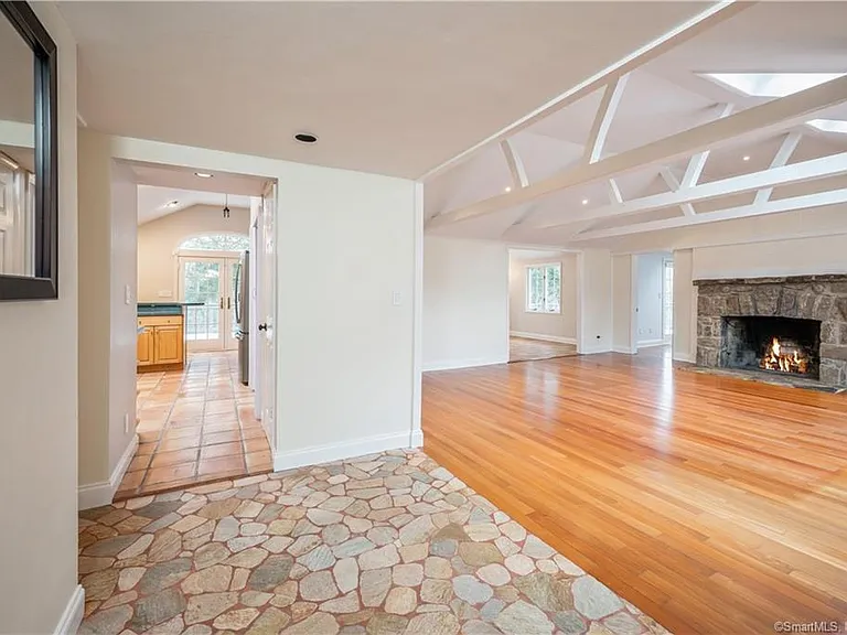 2428 Long Ridge Rd — Photo 9