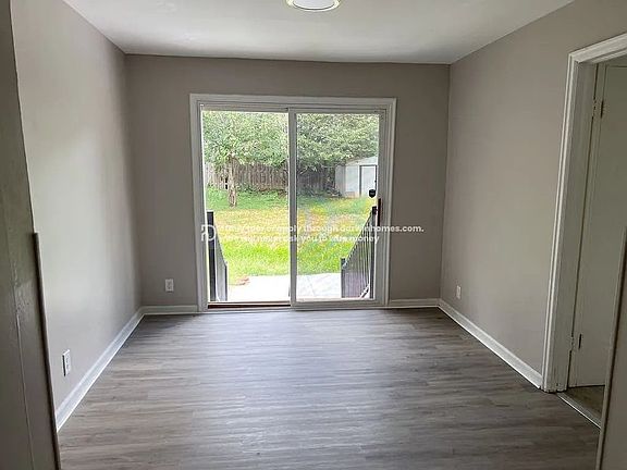 4th image of 3416 Kansas Ave
