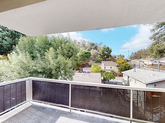 4th image of 1821 Lincoln Ave #306