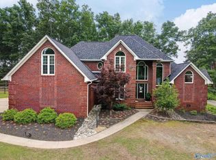 1142 Way Thru The Woods, Decatur, AL 35603