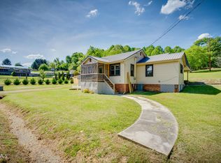 3180 Blackburn Ave, Kingsport, TN 37660