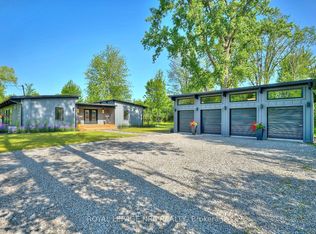 1904 Macdonald Dr, Fort Erie, ON L2A5M4
