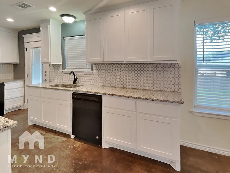 2715 San Gabriel Dr — Photo 8
