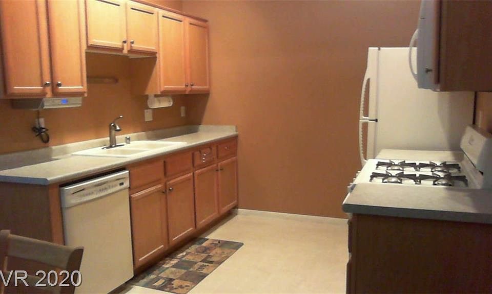 2nd image of 3540 Cactus Shadow St Unit 104