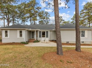 33 Sabbatia Dr, Whispering Pines, NC 28327