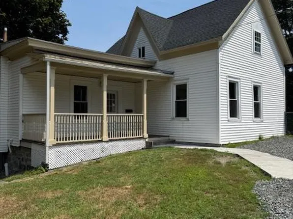 21 Canal Street, Waterford, NY 12188