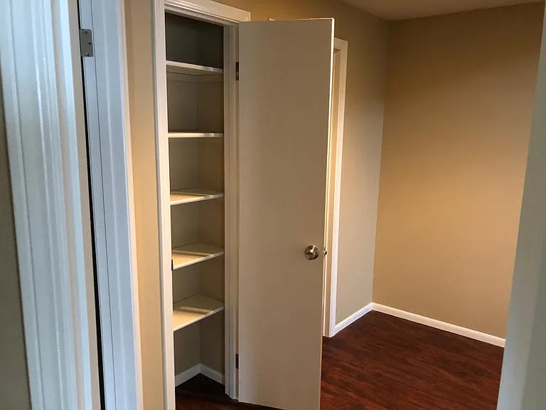 16423 NE Russell St #16423 — Photo 9