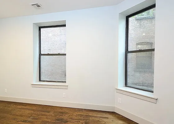 Rented by Brickview NYC Realty NYV LLC | media 6