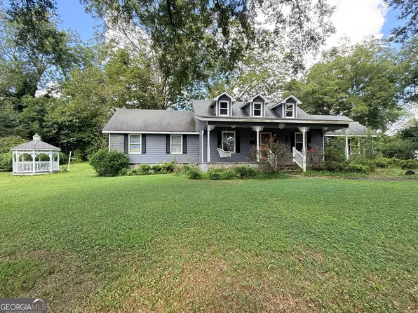 273 Bowdon St, Tallapoosa, GA 30176