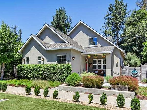 3rd image of 3063 Donner Way