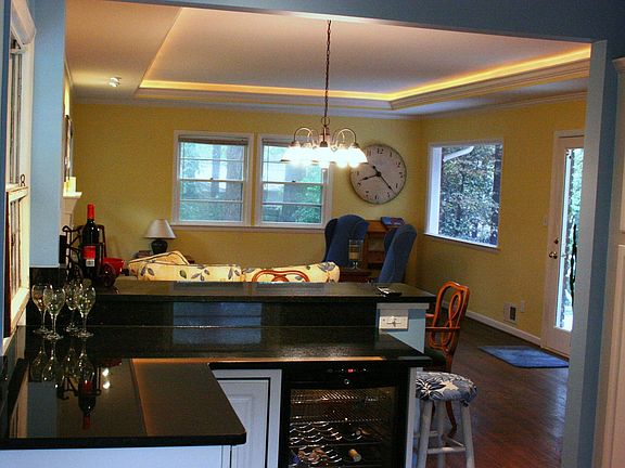 kitchen looking to great room