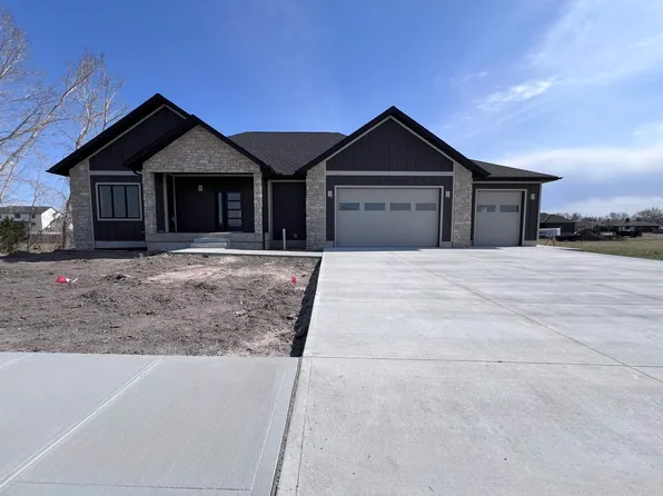 3765 56th Ave, Columbus, NE 68601