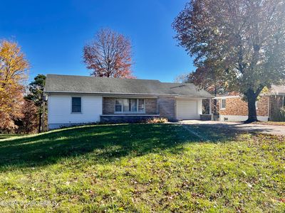 110 N Klebba Dr, Linn, MO, 65051