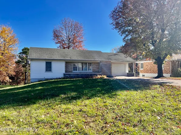 110 N Klebba Dr, Linn, MO 65051