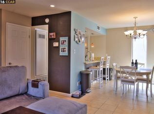 5420 Roundtree Ct APT B, Concord, CA 94521