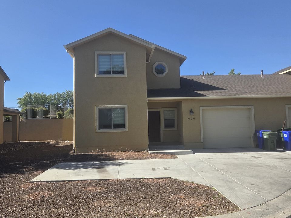 1st image of 939 12th Pl #939