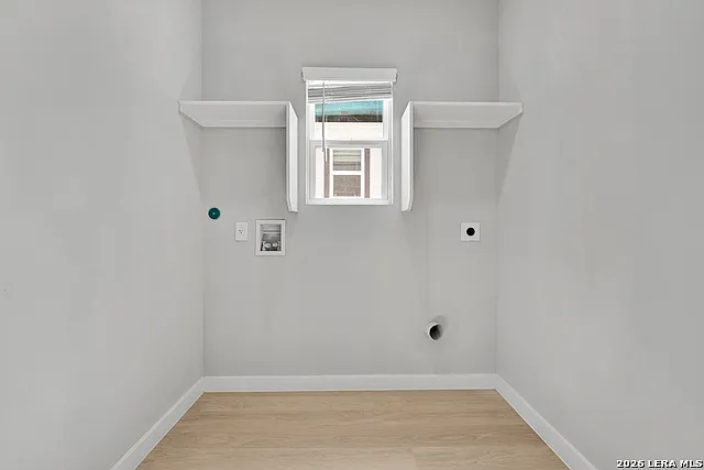 521 Dakota St #102 — Photo 14
