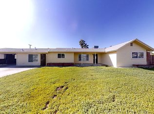 2207 W Hammond Ave, Fresno, CA