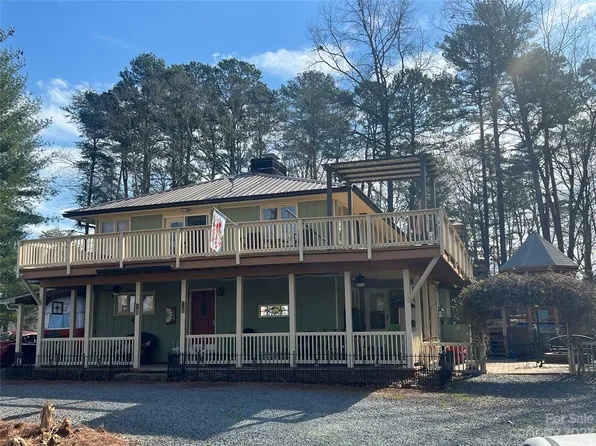 138 Pioneer Dr, Mount Gilead, NC 27306