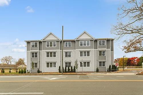 Harbour Townhomes Photo 1
