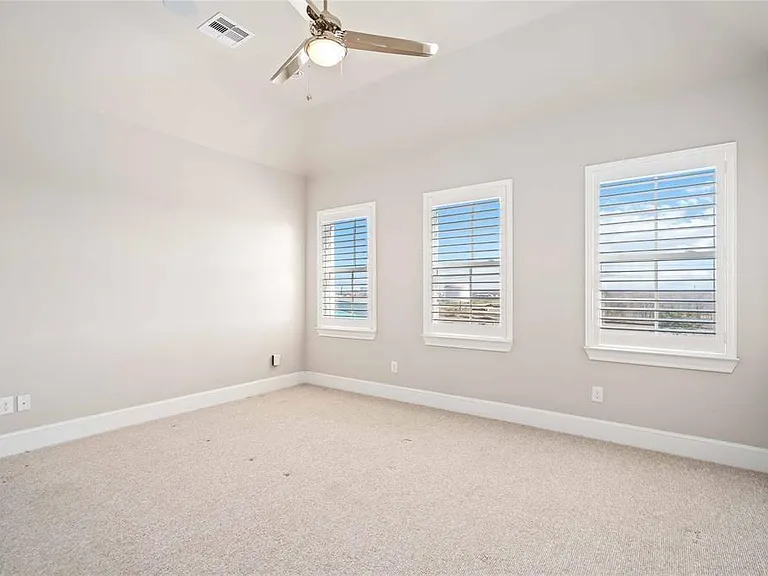 9658 Knight Rd — Photo 17