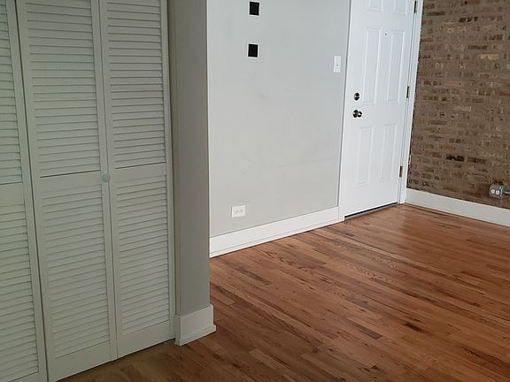 5th image of 822 W Cuyler Ave APT 231