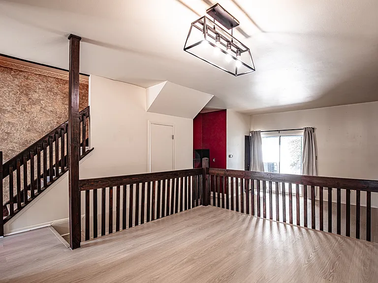 1026 Fox Run — Photo 15