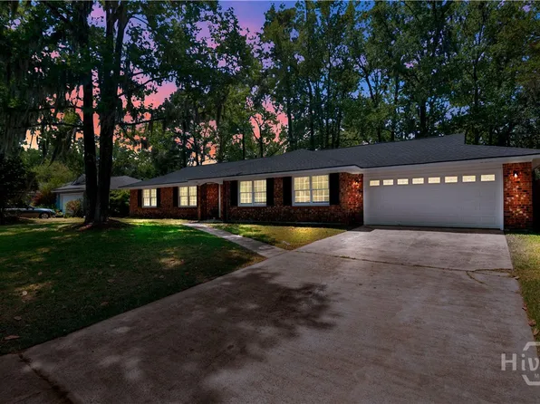 13 Barrington Circle, Savannah, GA 31419