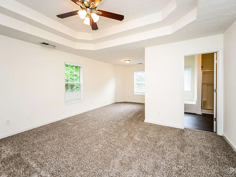 805 Lewis Ridge Cir — Photo 7