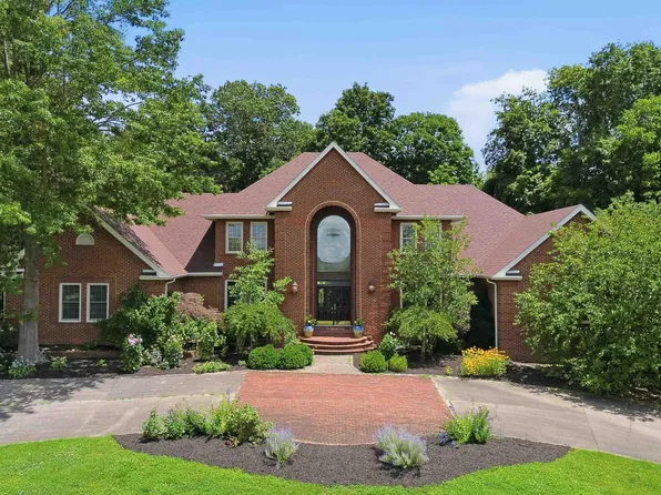 425 Woodside Dr, Somerset, KY 42503