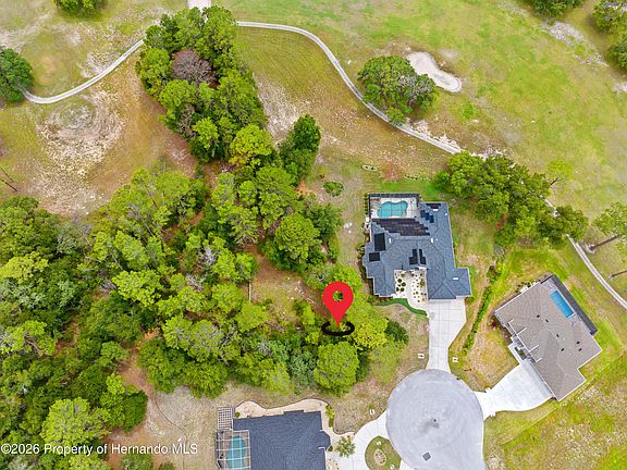 5th image of 17 Woodlee Ct S