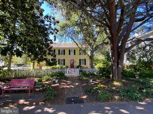 106 S Queen St, Chestertown, MD 21620