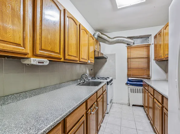 144-44 38th Avenue image 11 of 16